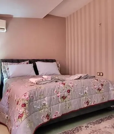 Novel 1 Luxury Apt Appartamento Kateríni