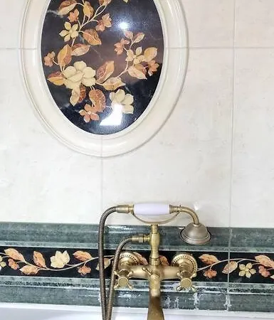 Novel 1 Luxury Apt